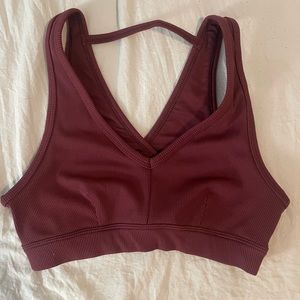 ALO YOGA BRA-CRANBERRY